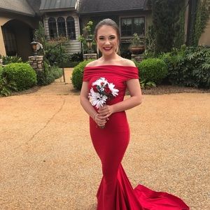 Meet your Posher, Taylor